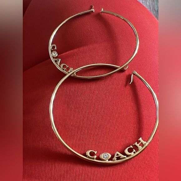XL Coach Hoops - Picture 1 of 4